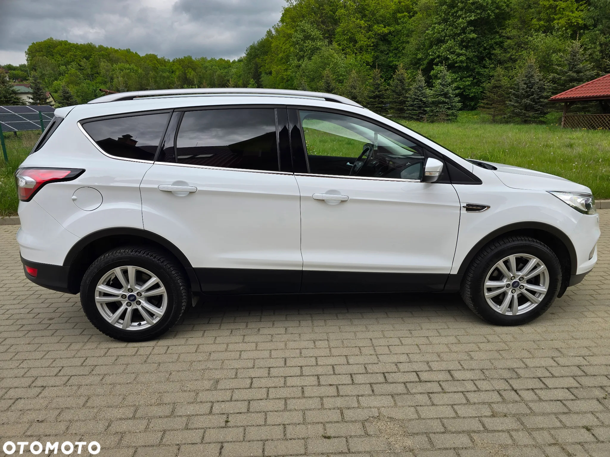 Ford Kuga 1.5 EcoBoost 2x4 SYNC - 4