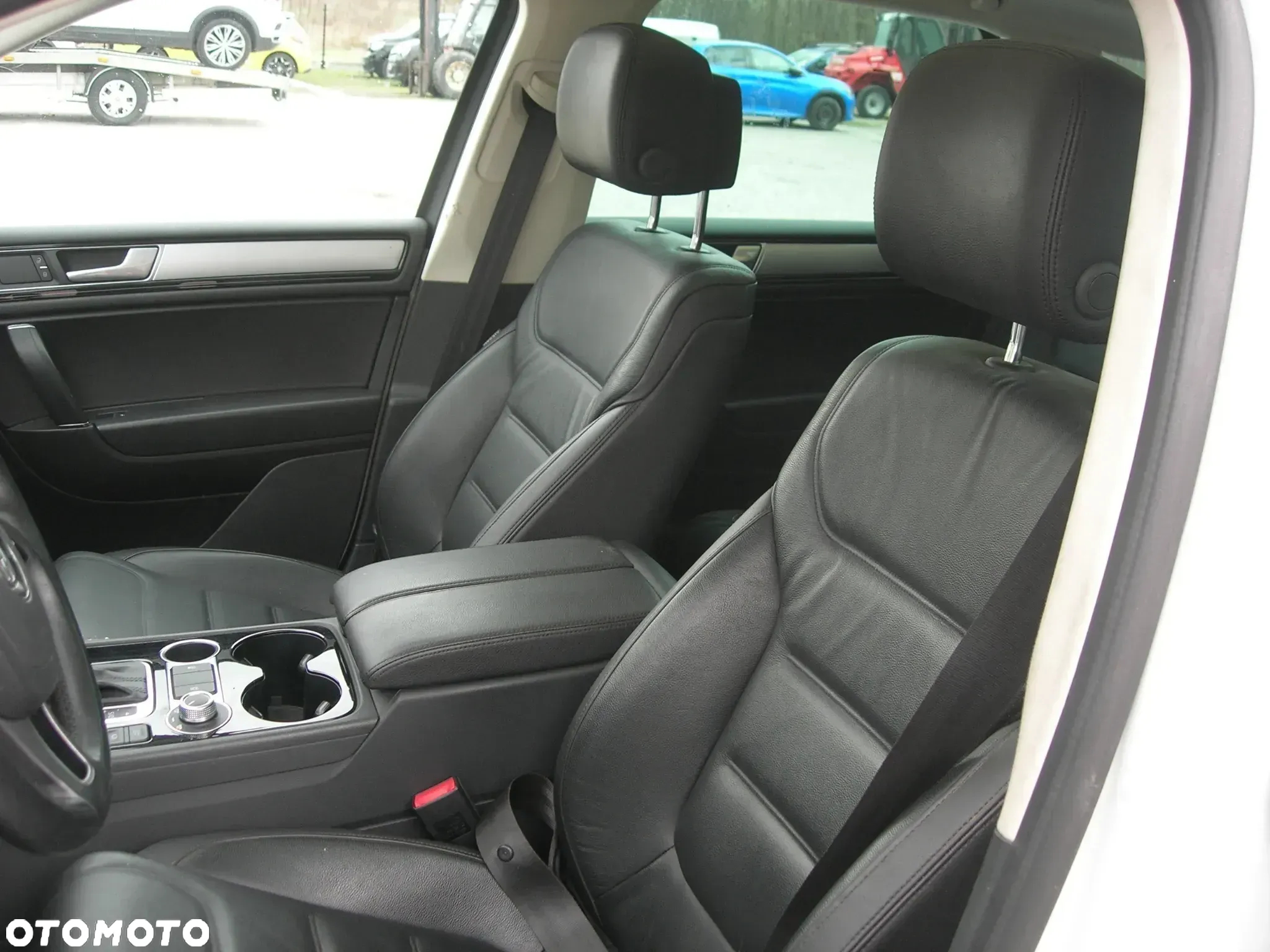 Volkswagen Touareg 3.0 V6 TDI BMT Perfectline R-Style - 14