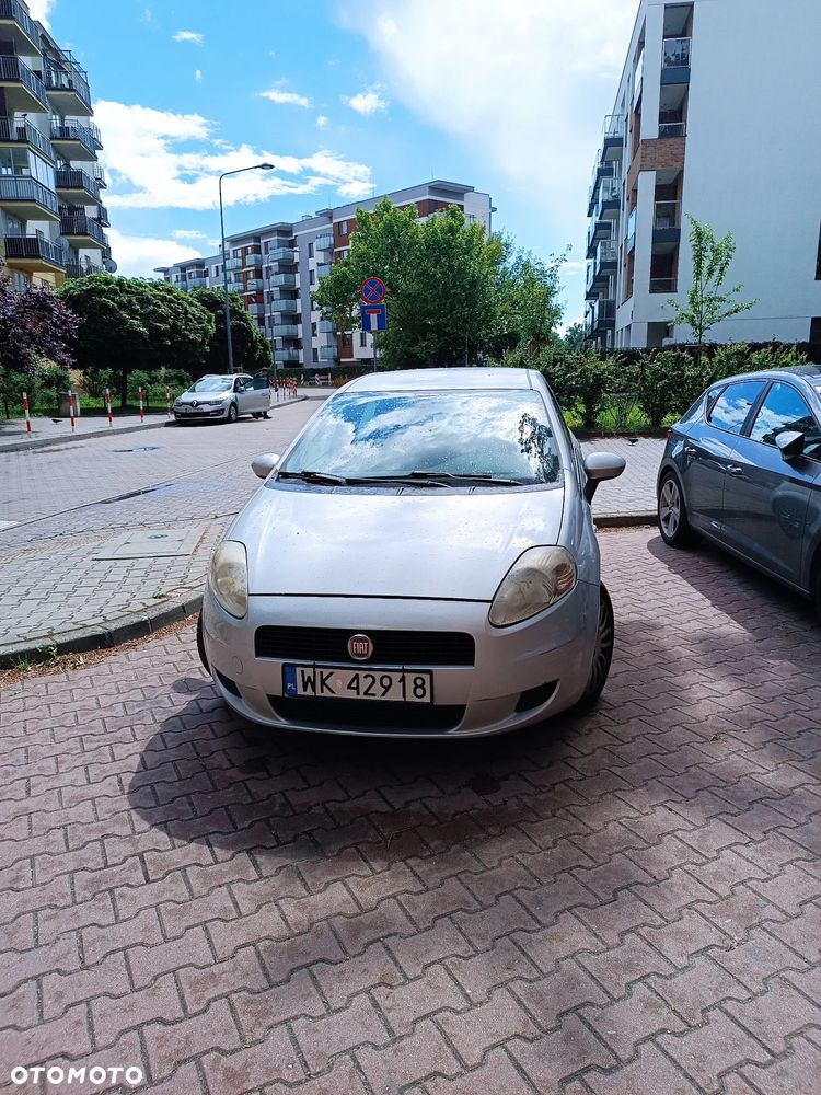Fiat Grande Punto Actual 1.4 8V Actual Euro5 - 1