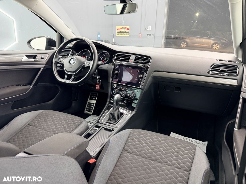 Volkswagen Golf Variant 1.6 TDI DSG Join - 29