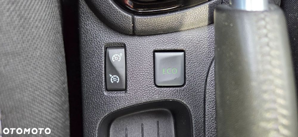 Renault Clio Energy TCe 90 Start & Stop Intens - 26