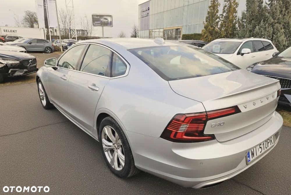 Volvo S90 T4 Momentum Pro - 7