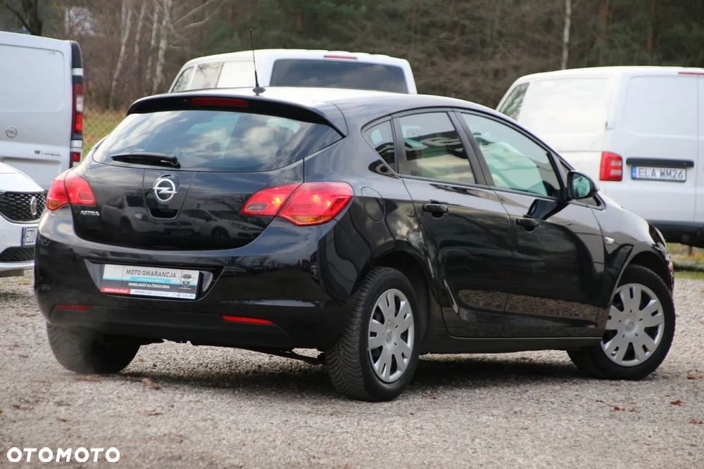 Opel Astra 1.6 ENERGY - 17