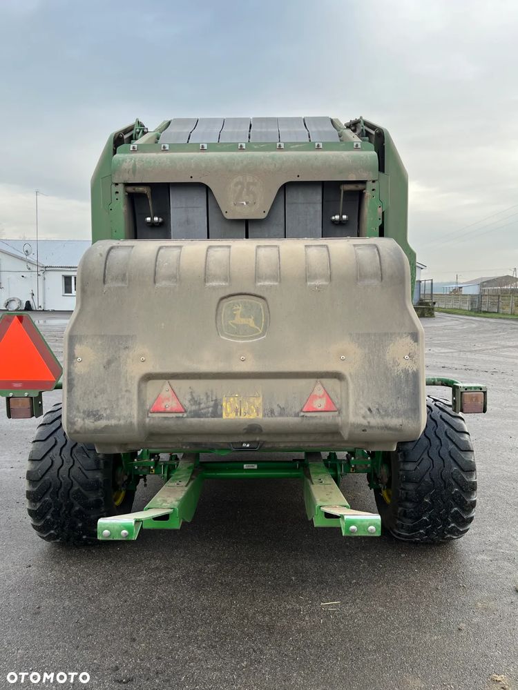 John Deere V451M - 12