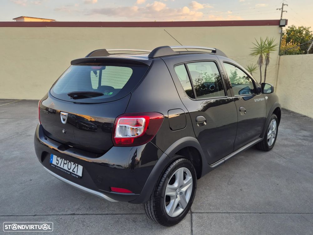 Dacia Sandero 0.9 TCe Stepway - 4