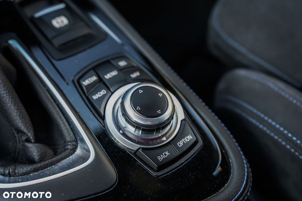 BMW Seria 2 218d M Sport - 19