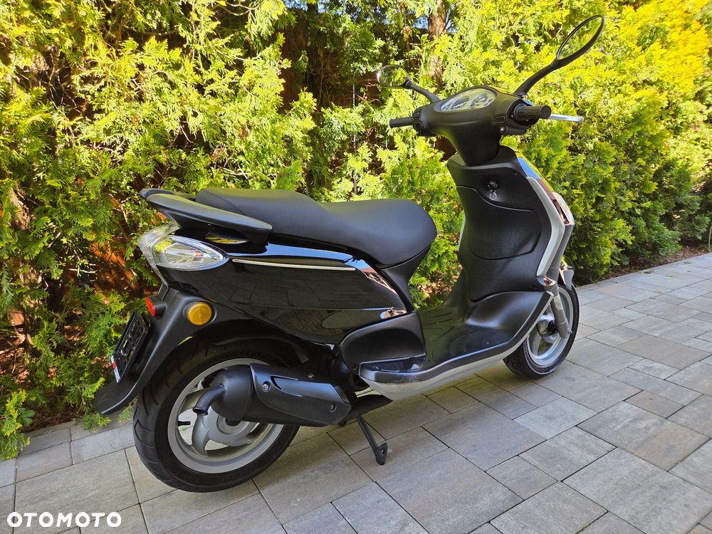 Piaggio FLY - 3