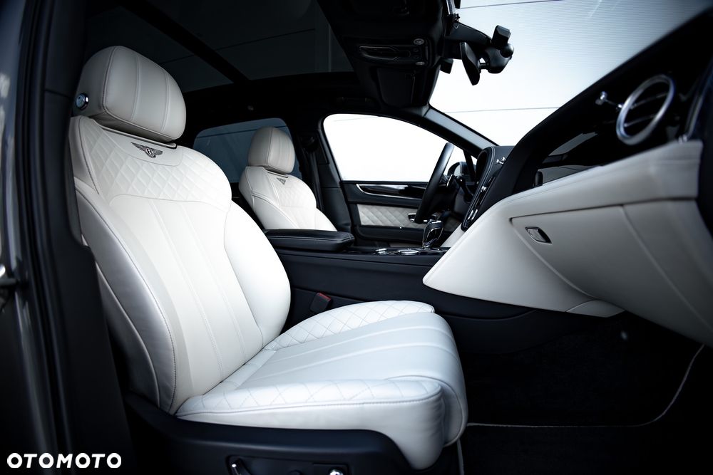 Bentley Bentayga W12 - 13