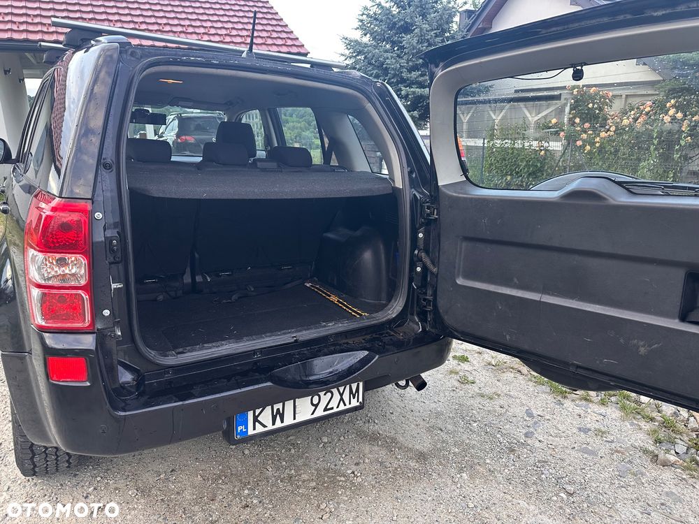 Suzuki Grand Vitara 1.9 DDiS - 6