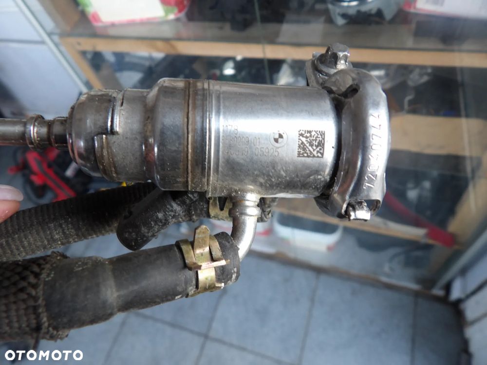 BMW - G30 - WTRYSK ADBLUE - DEMONTAŻ - 8580209 - 3