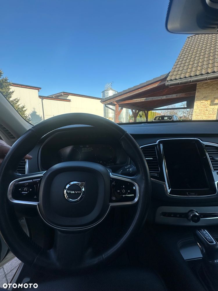 Volvo XC 90 - 18