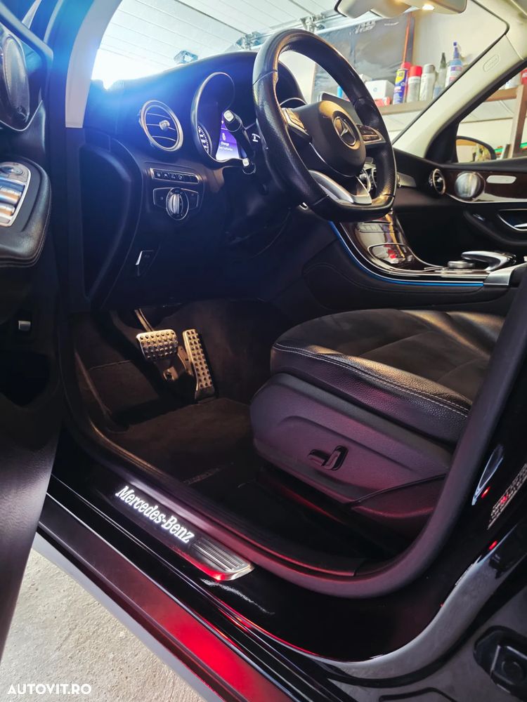 Mercedes-Benz GLC 250 d 4Matic 9G-TRONIC AMG Line - 15
