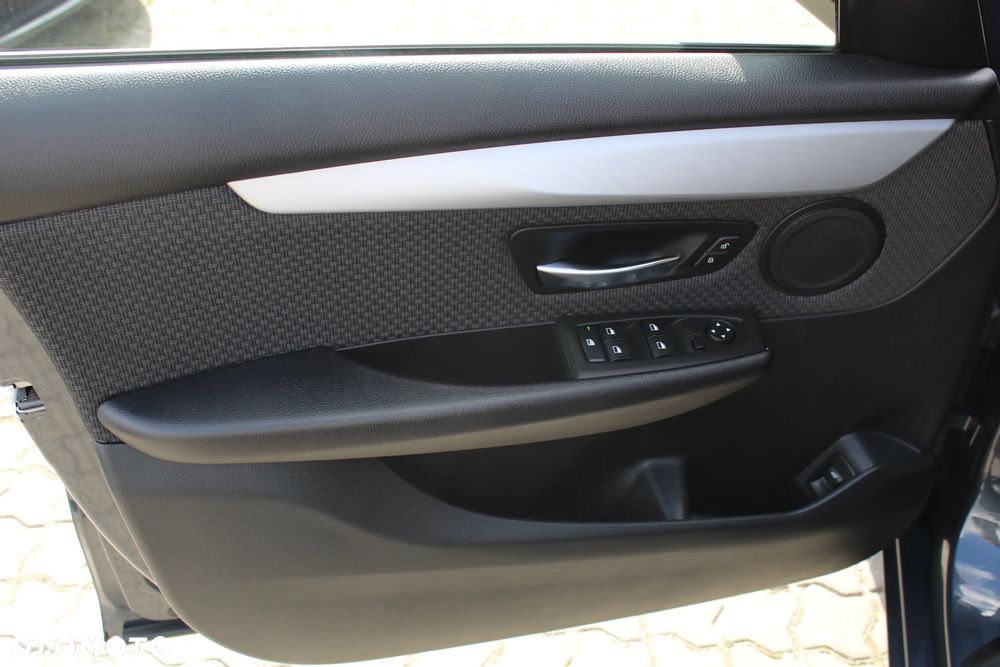 BMW Seria 2 - 12
