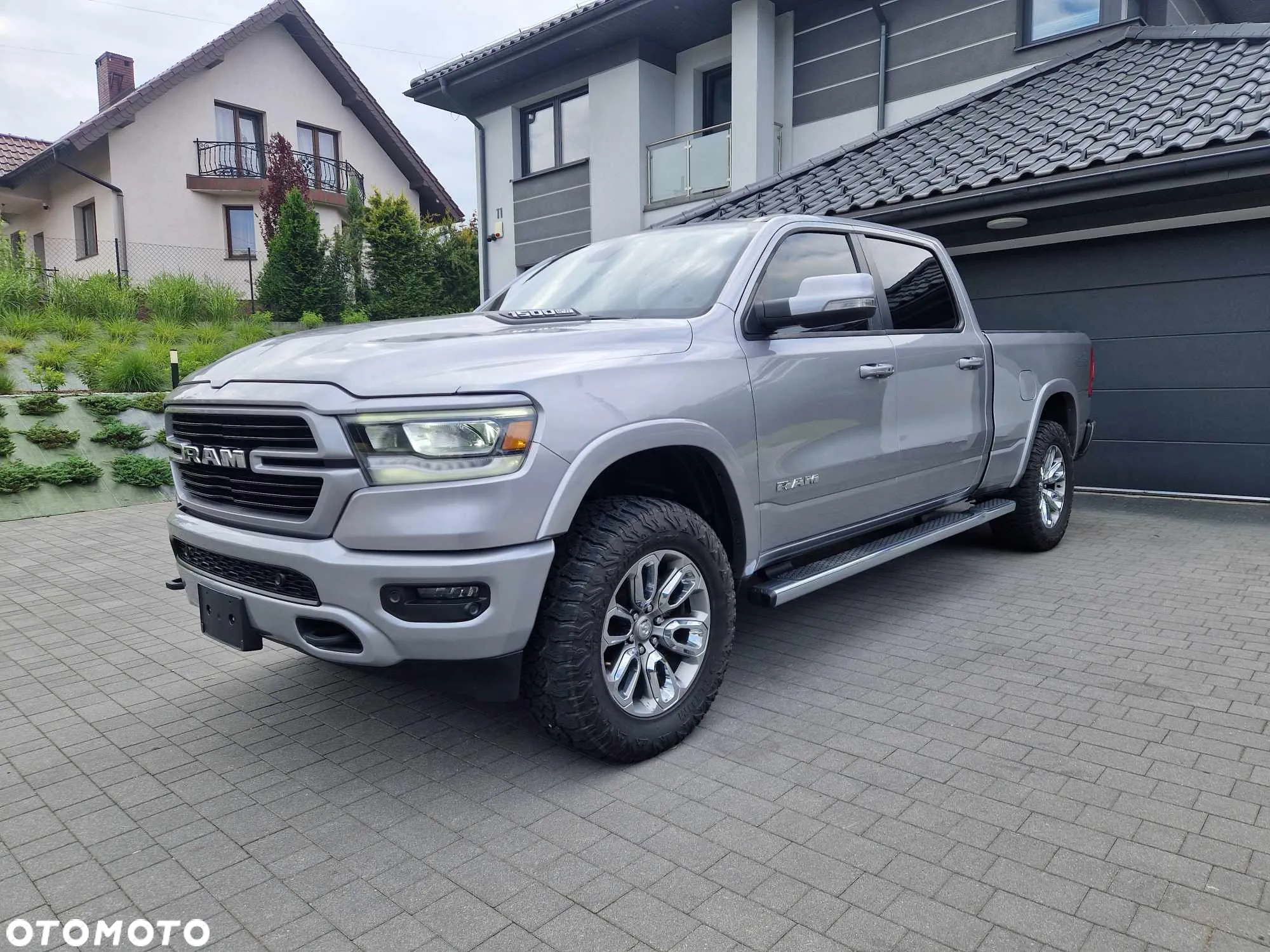 Dodge RAM 1500 5.7 4x4 - 13