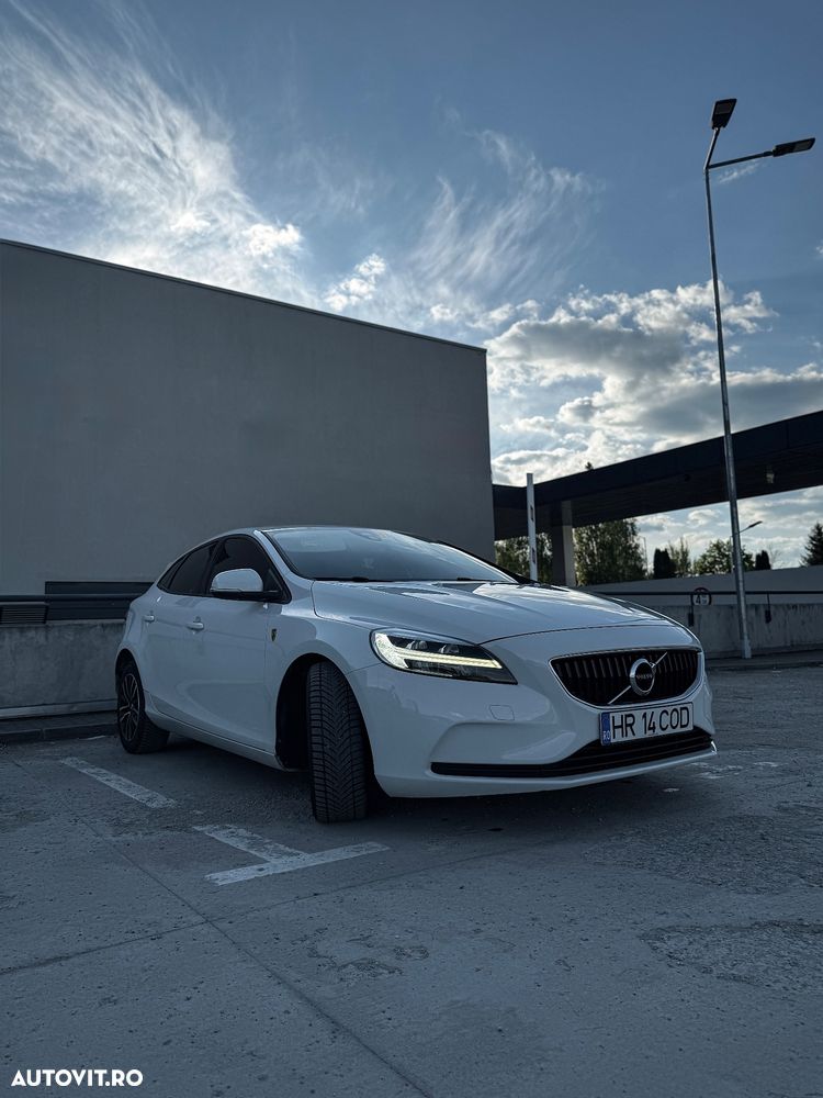 Volvo V40 D3 Aut. Momentum - 3