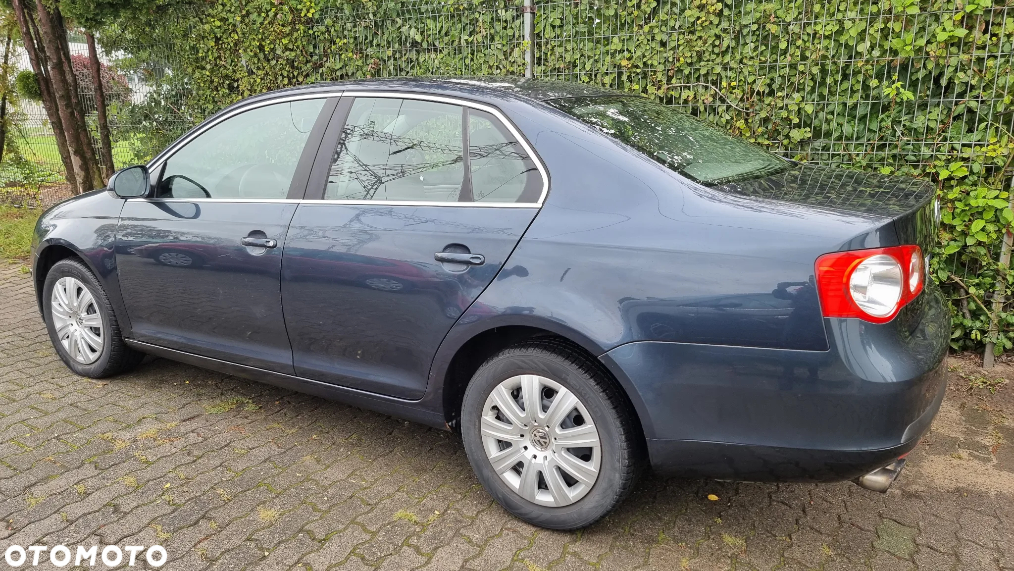 Volkswagen Jetta 1.4 TSI Sportline - 5