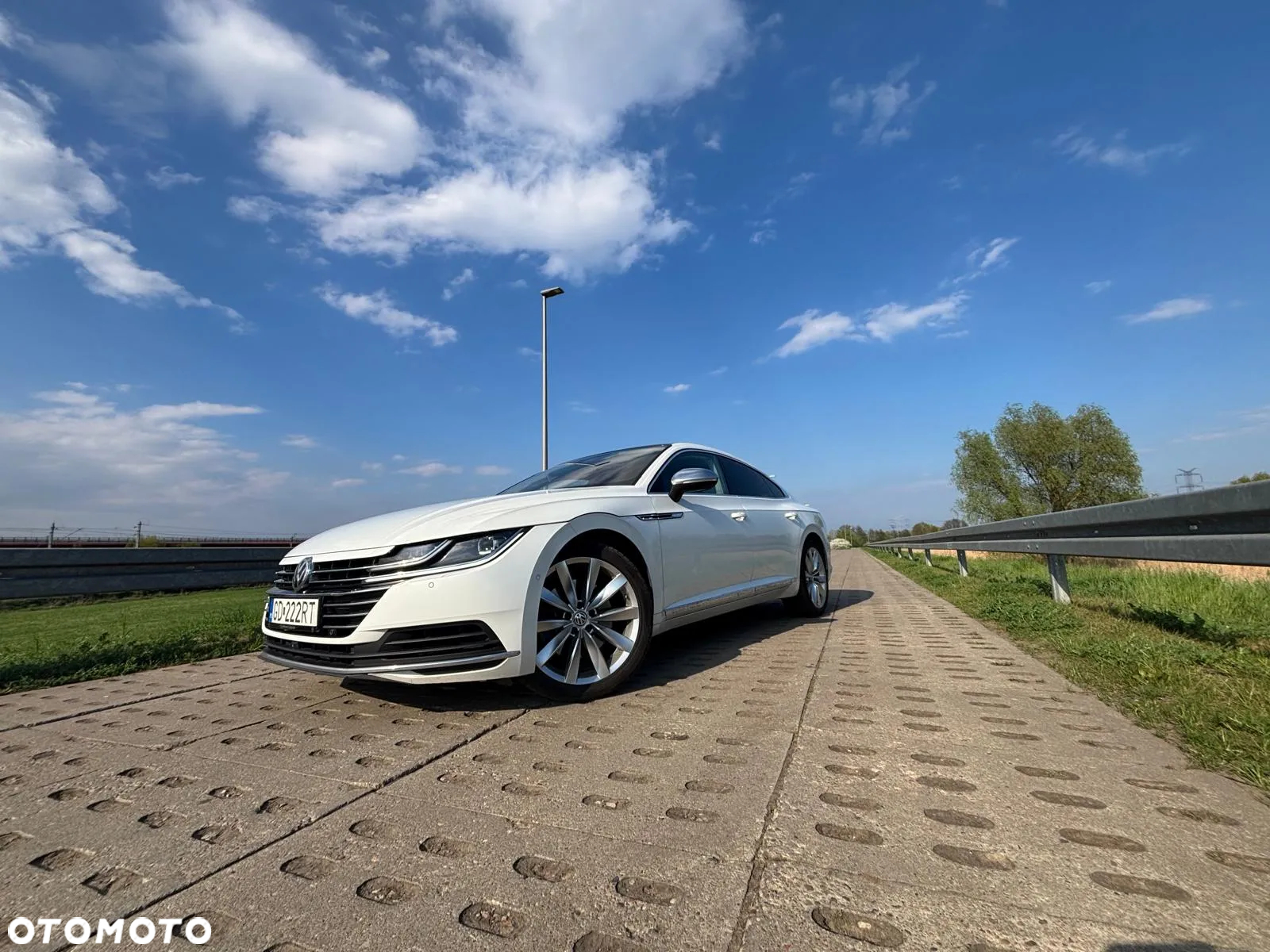 Volkswagen Arteon 2.0 TDI Bi-Turbo SCR 4Mot Elegance DSG - 8