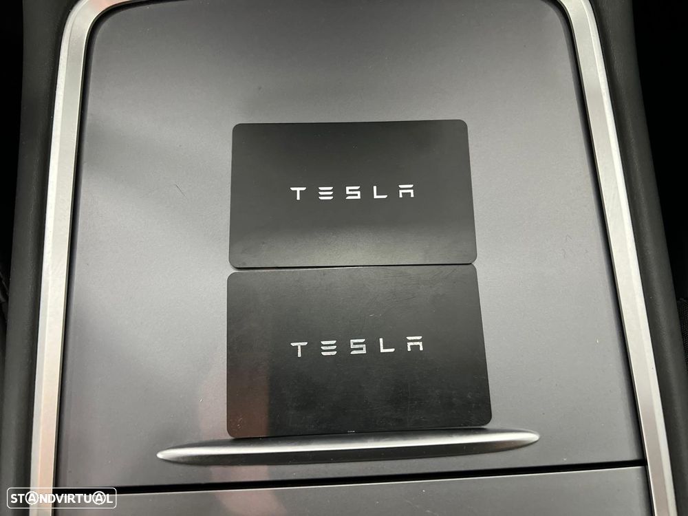 Tesla Model 3 Standard RWD - 16