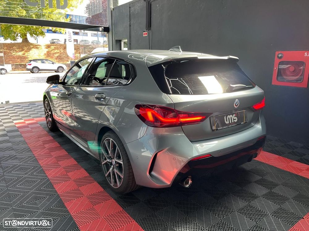 BMW 116 d Pack 50 anos M Auto - 5