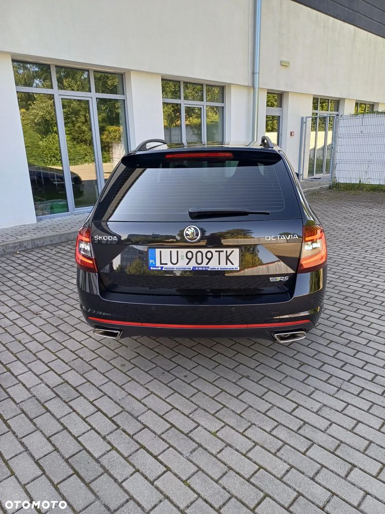 Skoda Octavia 2.0 TSI RS 245 DSG - 9