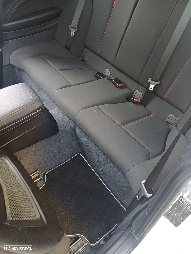 BMW 114 i Sport Line - 12