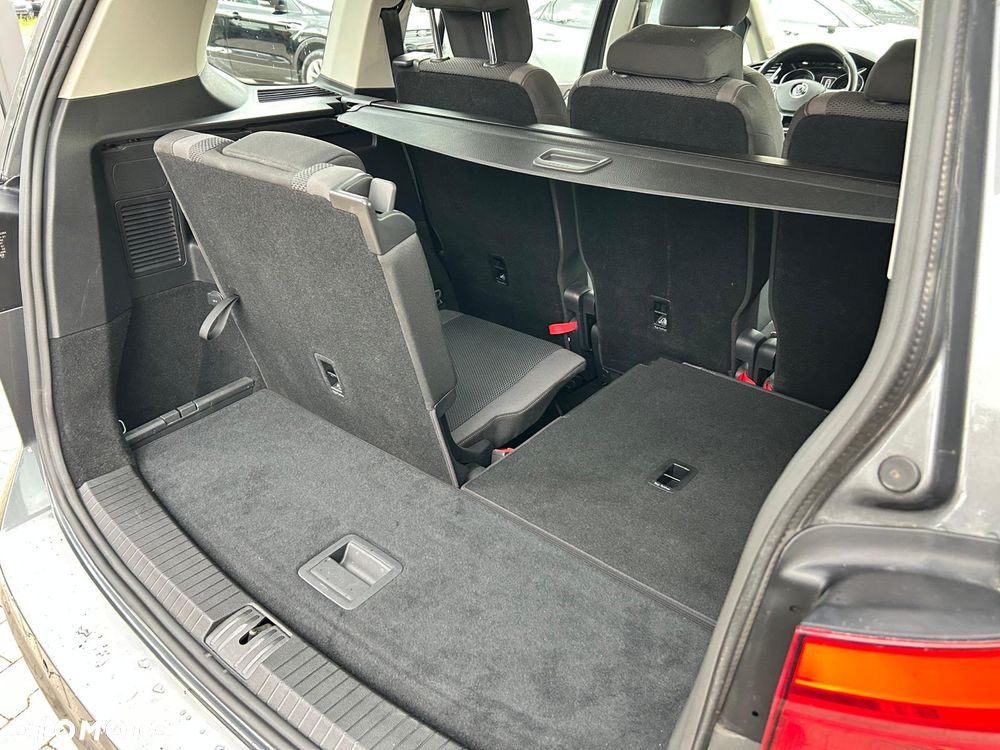 Volkswagen Touran 1.6 TDI BMT Trendline - 21