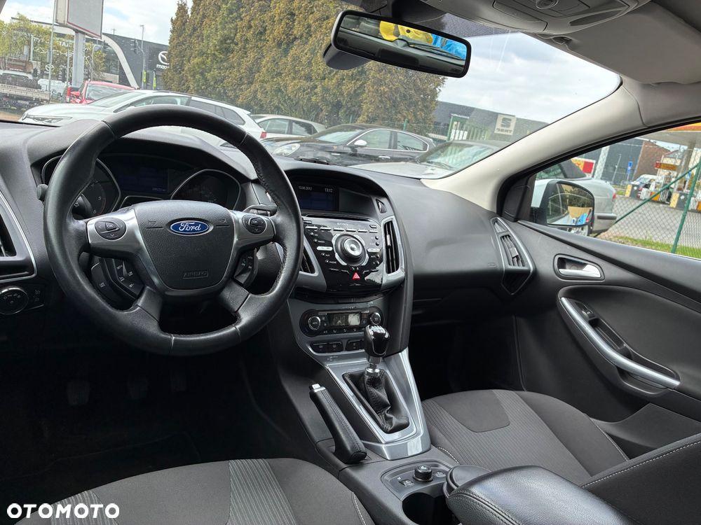 Ford Focus 1.6 TDCi DPF Start-Stopp-System Titanium - 19