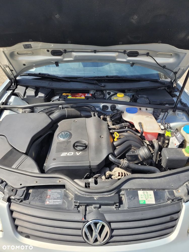 Volkswagen Passat 1.8 Comfortline - 6