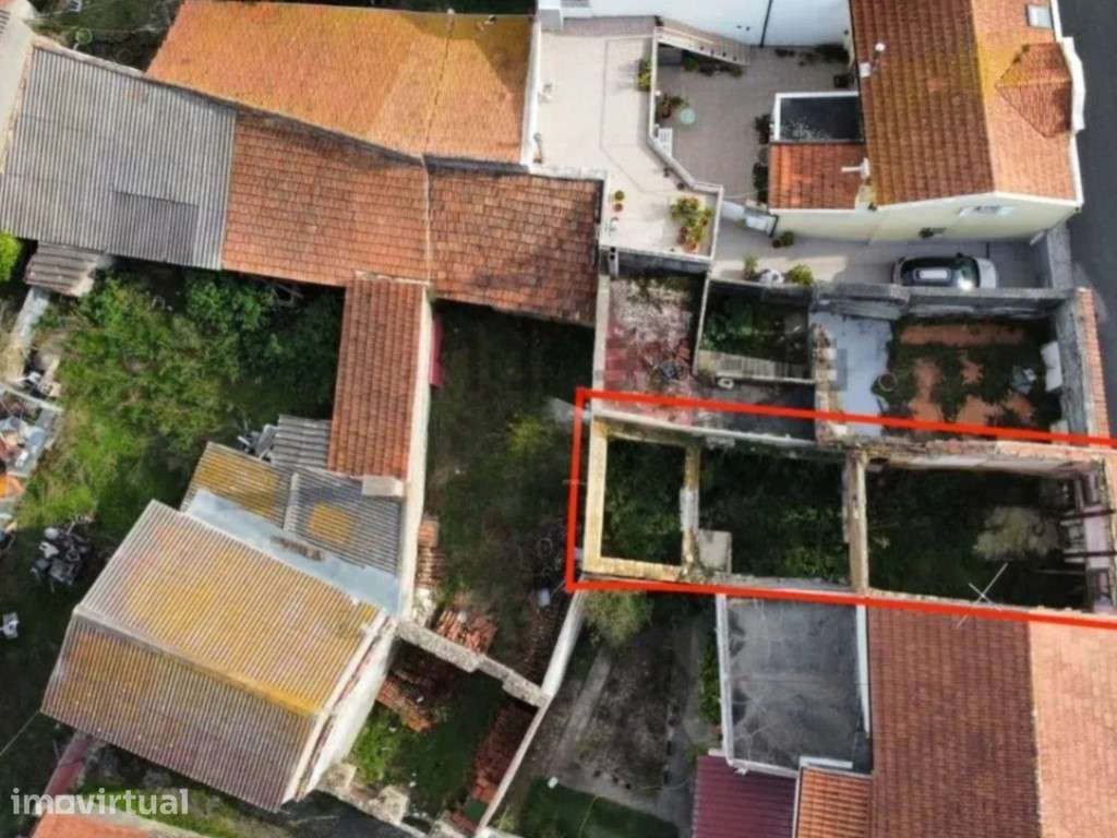 Moradia para reconstruir a 5 minutos da praia de Quiaios - Grande imagem: 2/13