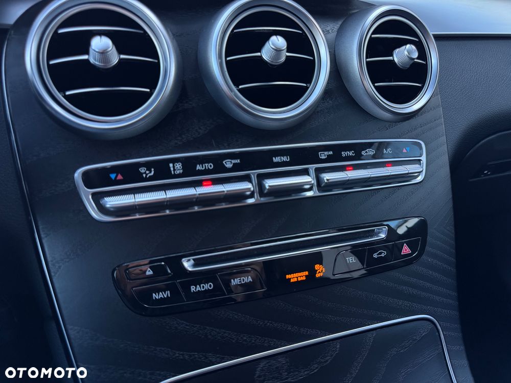 Mercedes-Benz GLC 220 d 4-Matic - 19
