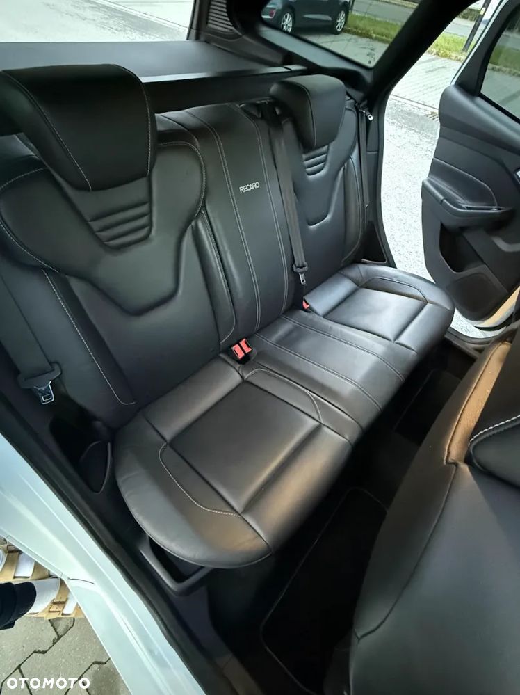 Ford Focus 2.0 EcoBoost ST mit Leder-Sport-Paket - 14