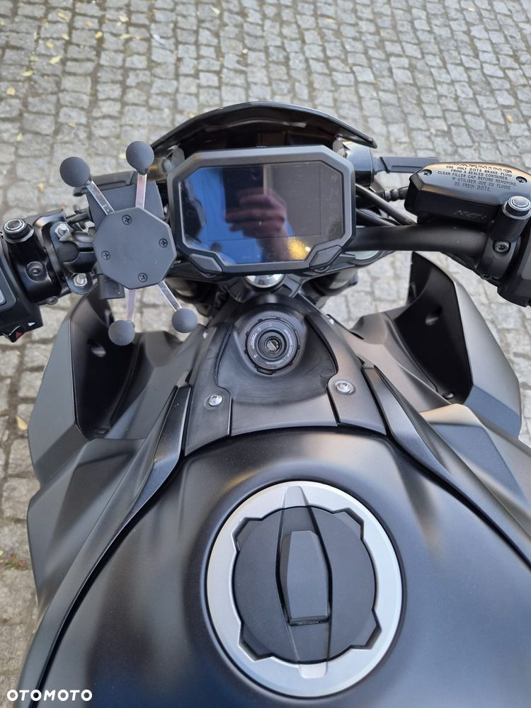 Kawasaki Z 900 - 13