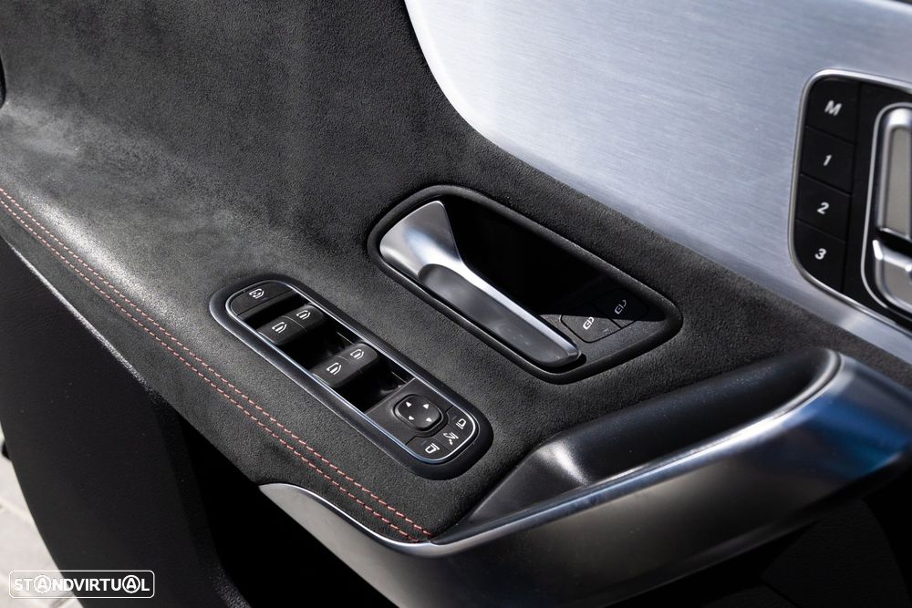 Mercedes-Benz CLA 250 e 8G-DCT AMG Line Advanced Plus — fotografia 16