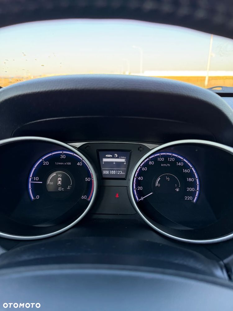 Hyundai ix35 1.7 CRDi Premium 2WD - 8