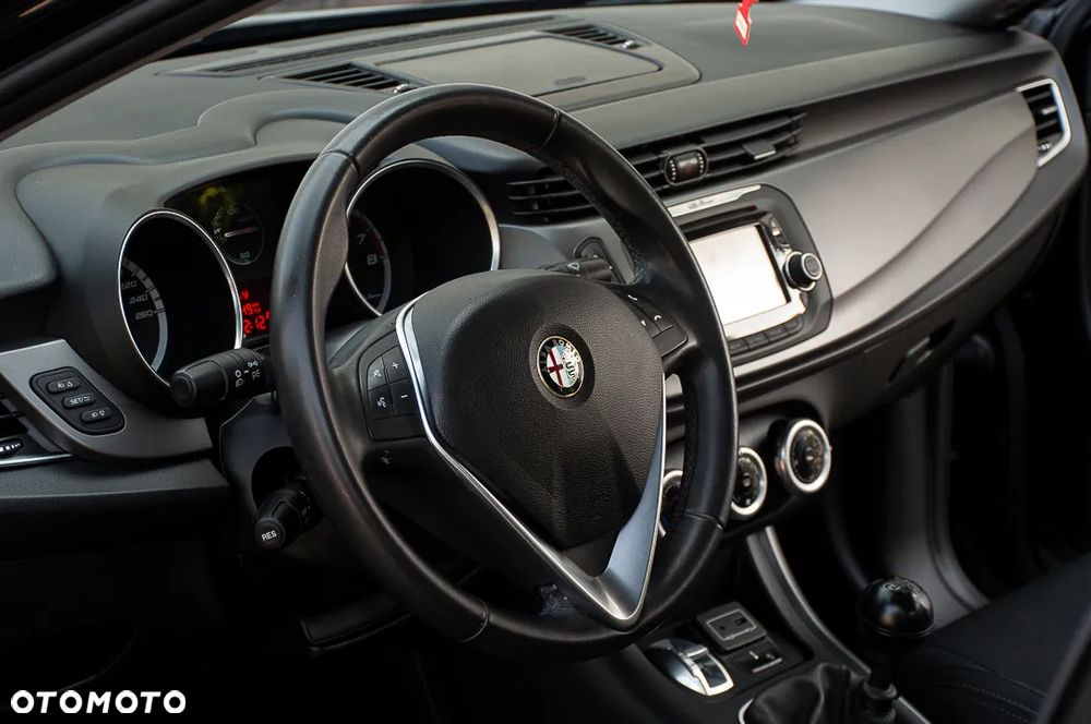 Alfa Romeo Giulietta 1.4 TB 16V Multiair Super - 24