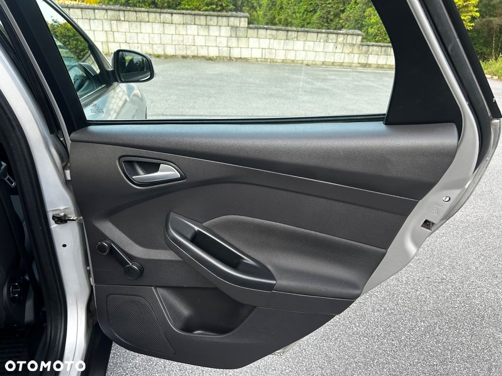 Ford Focus - 27
