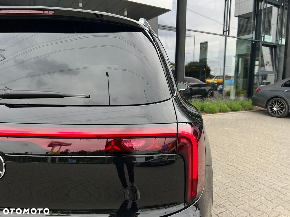 Mercedes-Benz GLB - 13