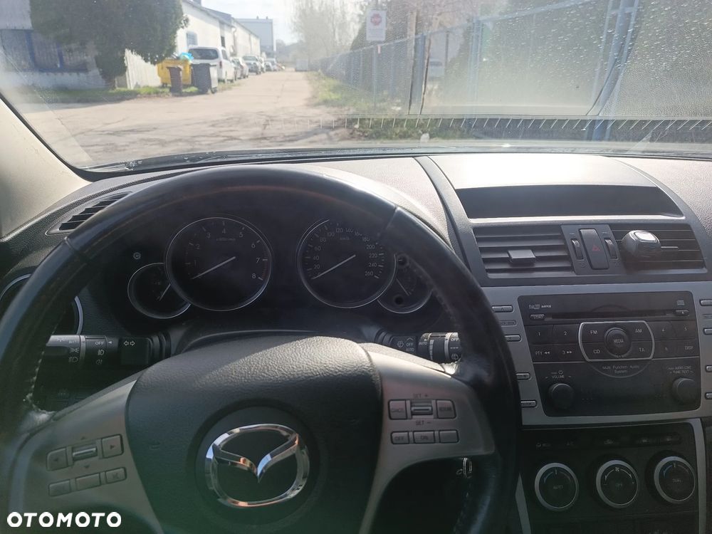 Mazda 6 2.0 Exclusive + - 8