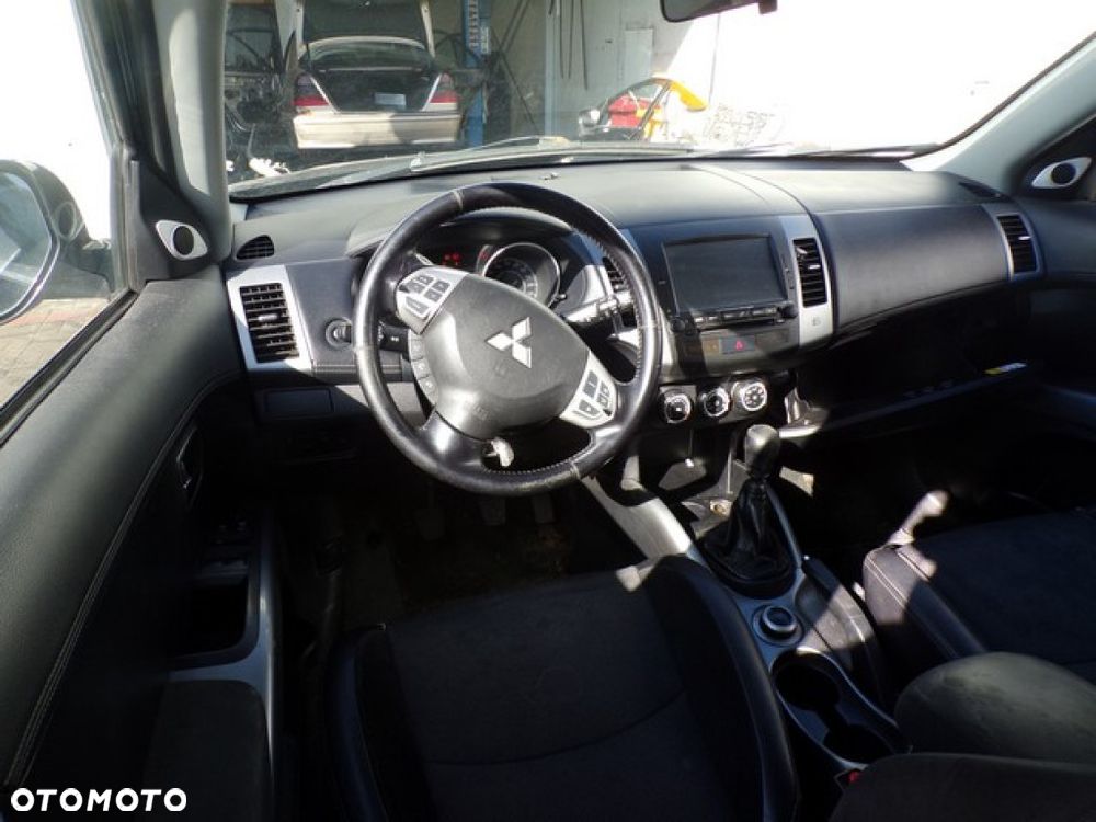 Części- Mitsubishi Outlander 2 II 2.0 DI-D 140 KM 4X4 LIFT 09R - 5