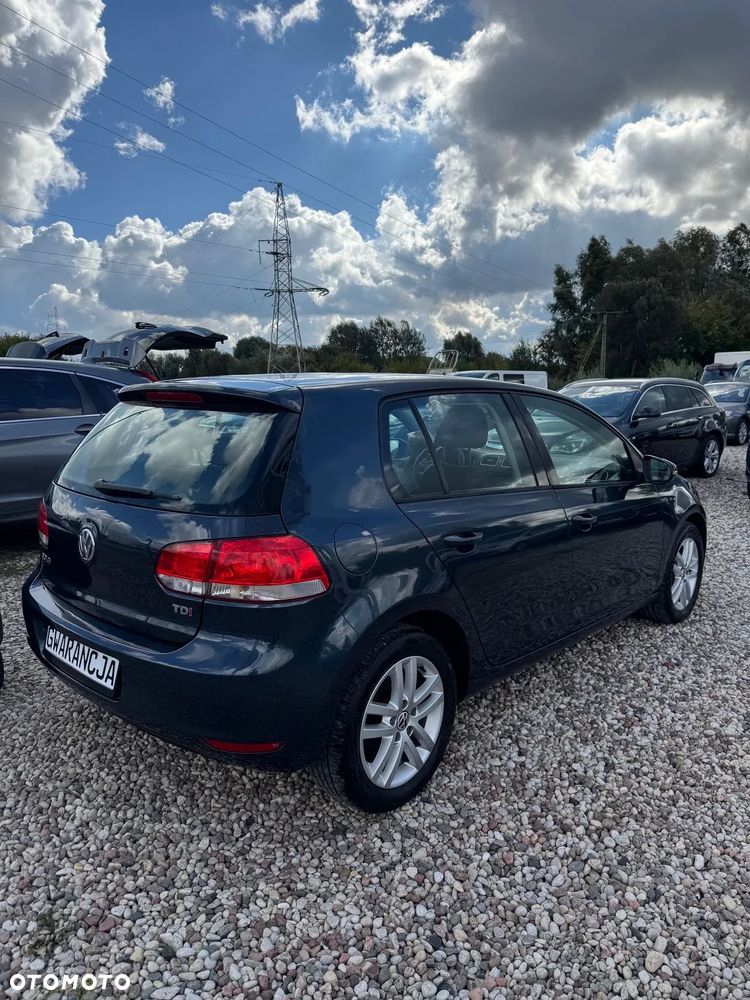 Volkswagen Golf 1.6 TDI DPF Comfortline - 3