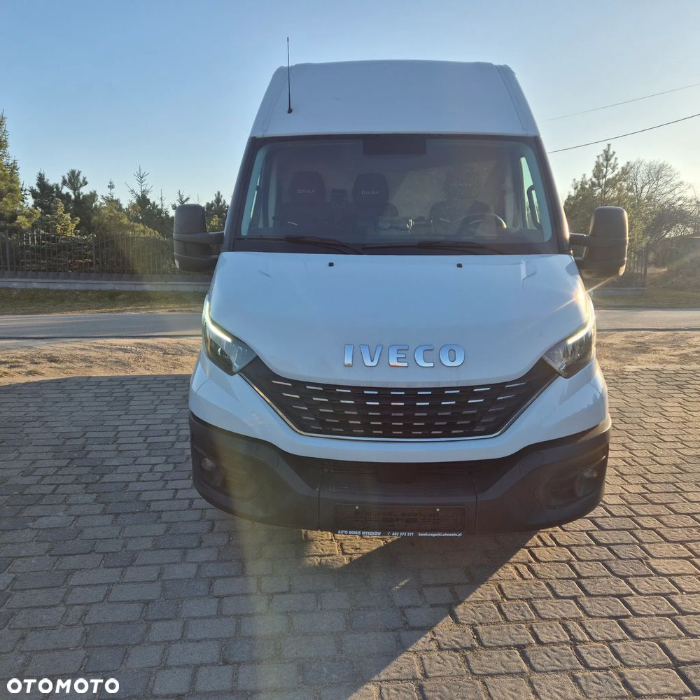Iveco Daily - 12