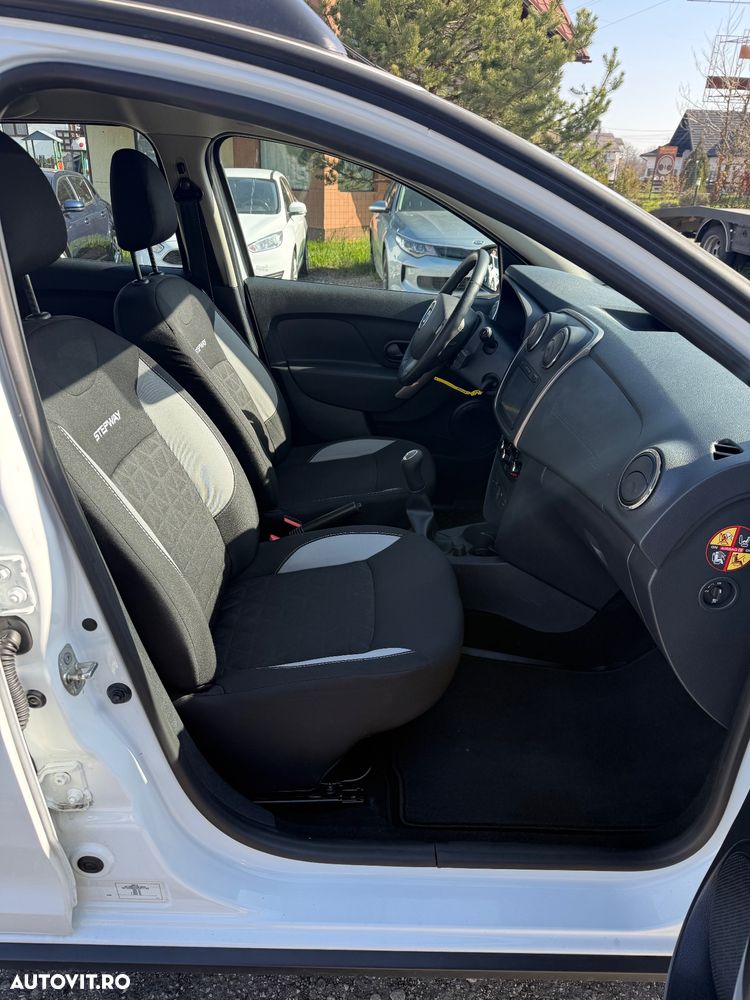 Dacia Sandero Stepway TCe 90 Prestige - 4