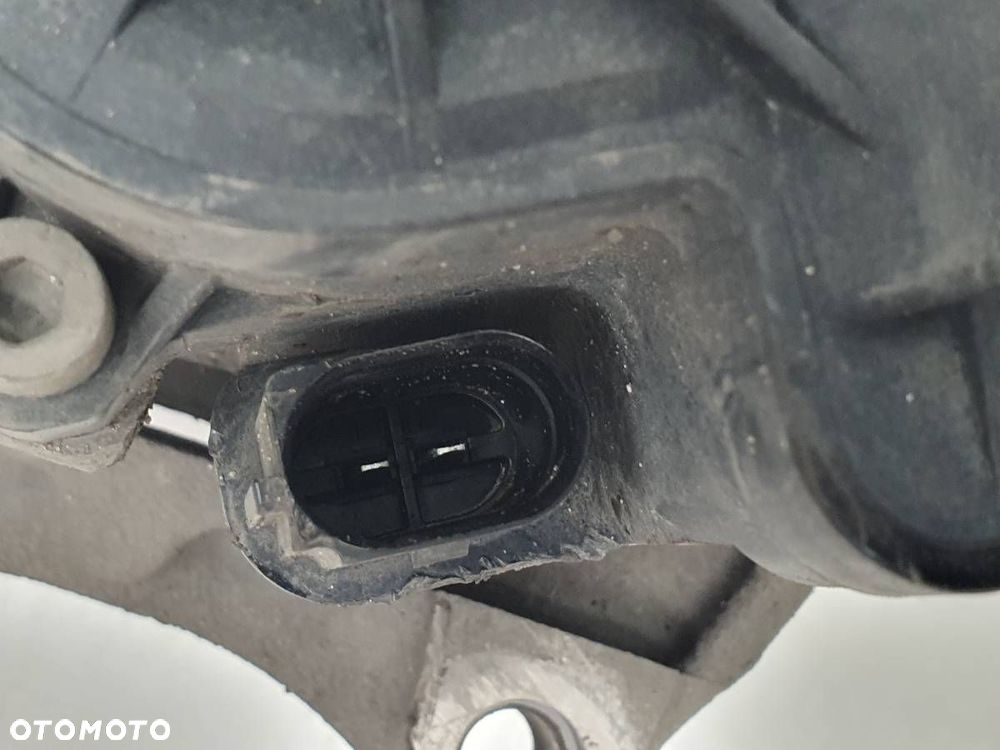 ZACISK HAMULCOWY TYŁ TYLNY PRAWY JARZMO SKODA OCTAVIA IV 2.0 TDI 5R3615406A - 8