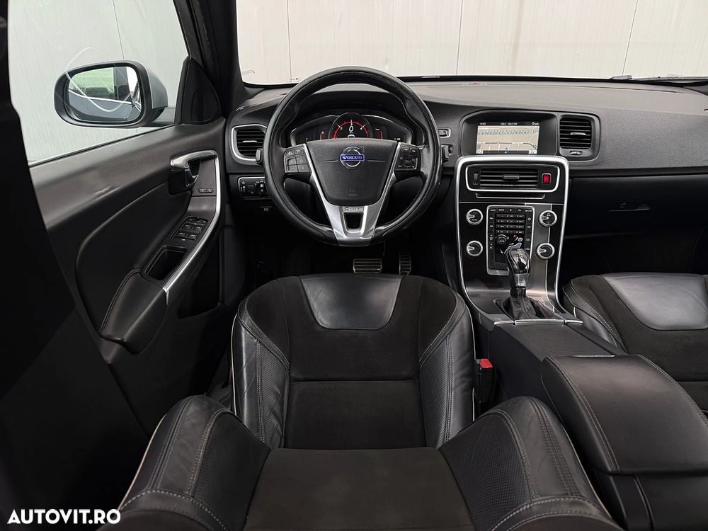 Volvo S60 D3 Geartronic RDesign - 19