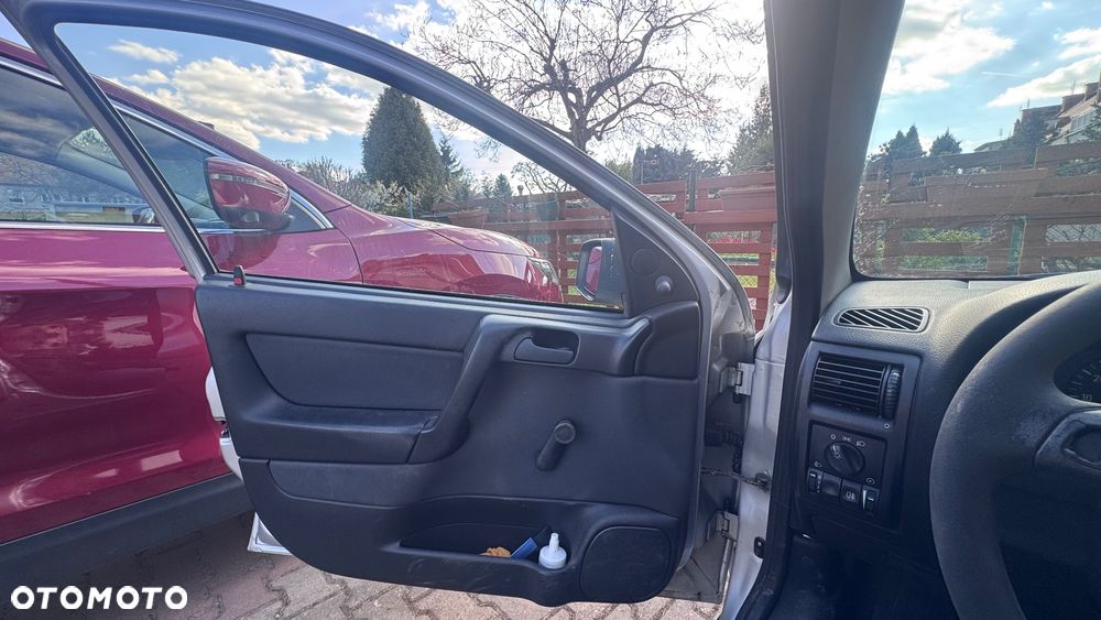 Opel Astra 1.4 - 10