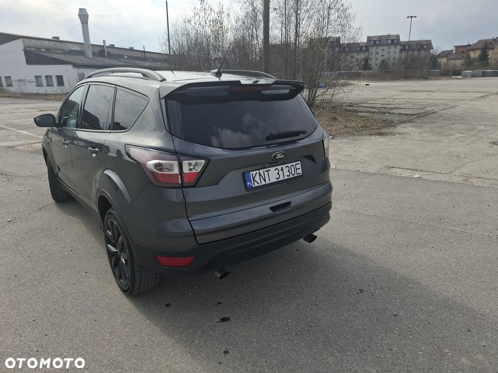 Ford Kuga - 5