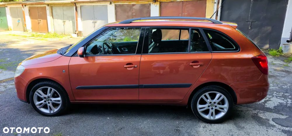Skoda Fabia 1.4 16V Elegance Plus - 6