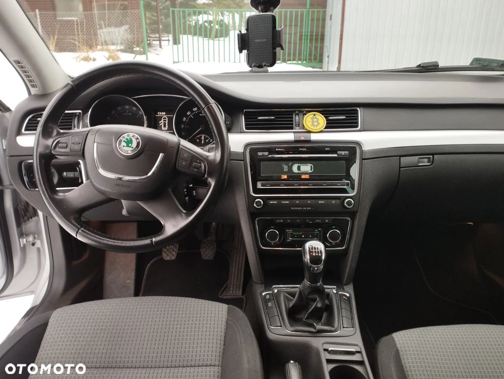 Skoda Superb 2.0 TDI Exclusive - 11
