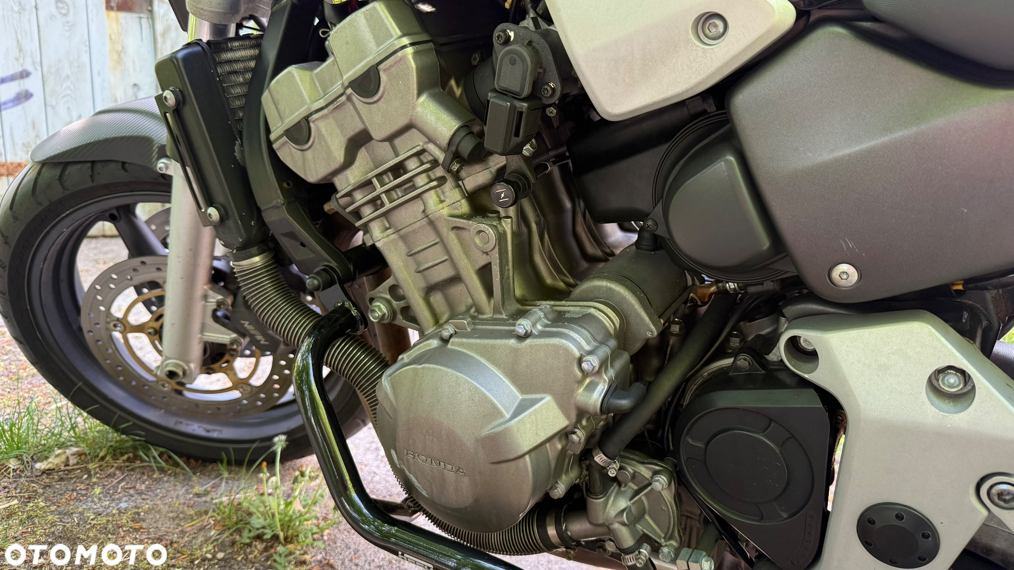 Honda Hornet - 16