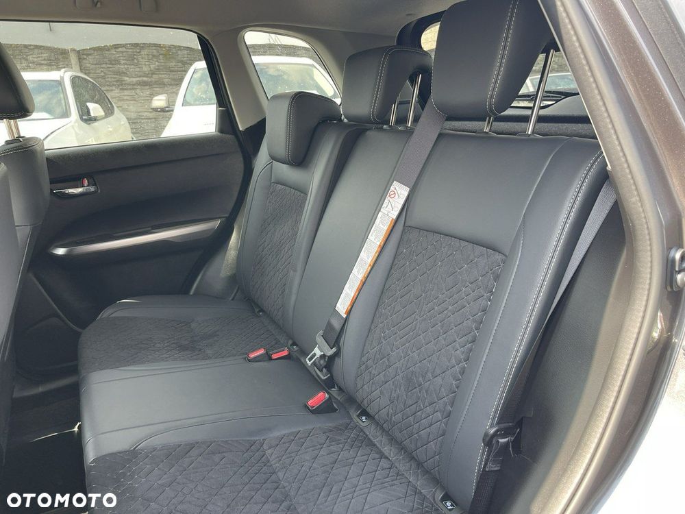 Suzuki Vitara 1.4 Boosterjet mHEV Elegance 4WD - 12